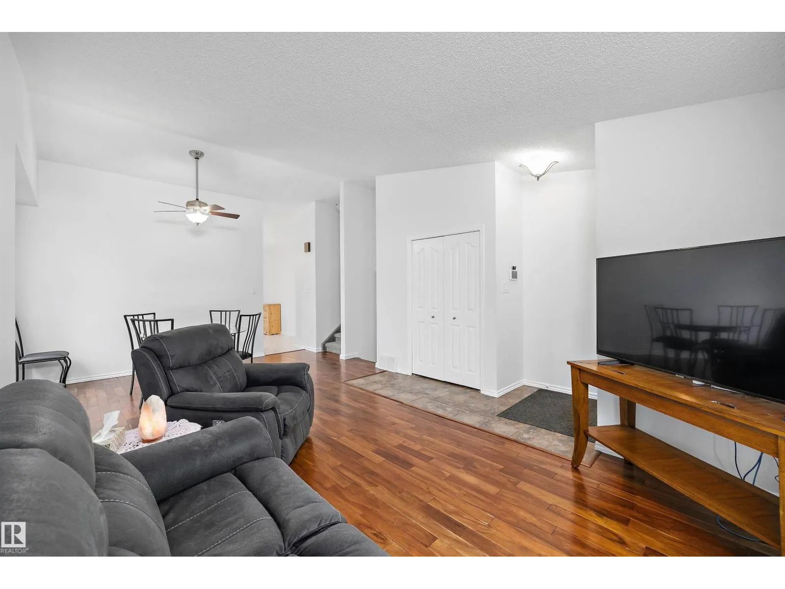 65 WESTPARK WY