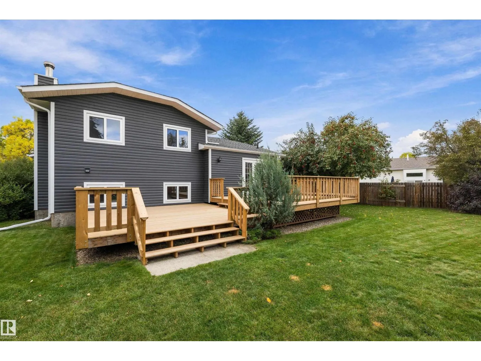 65 WESTPARK WY