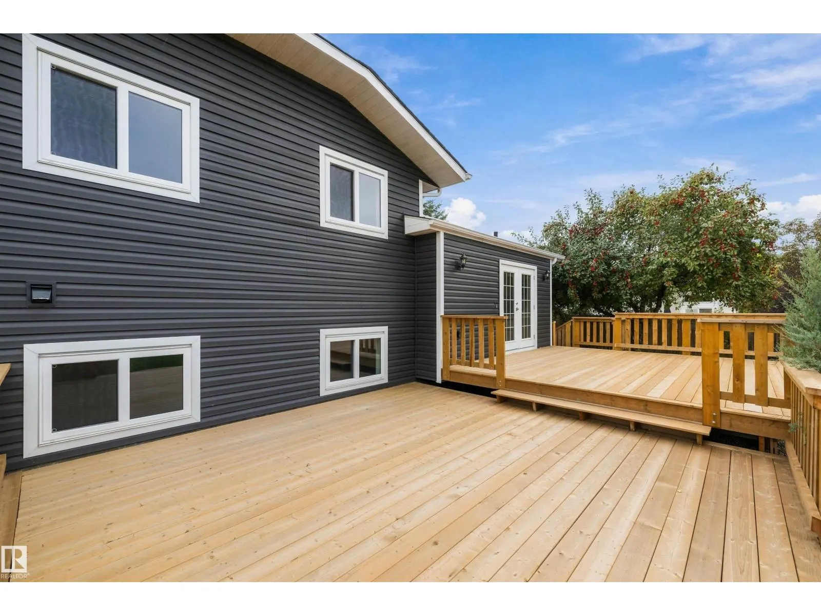 65 WESTPARK WY