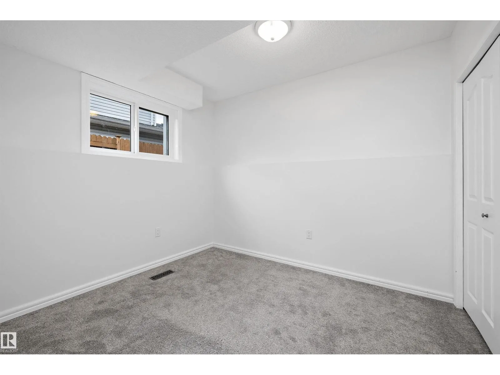 65 WESTPARK WY