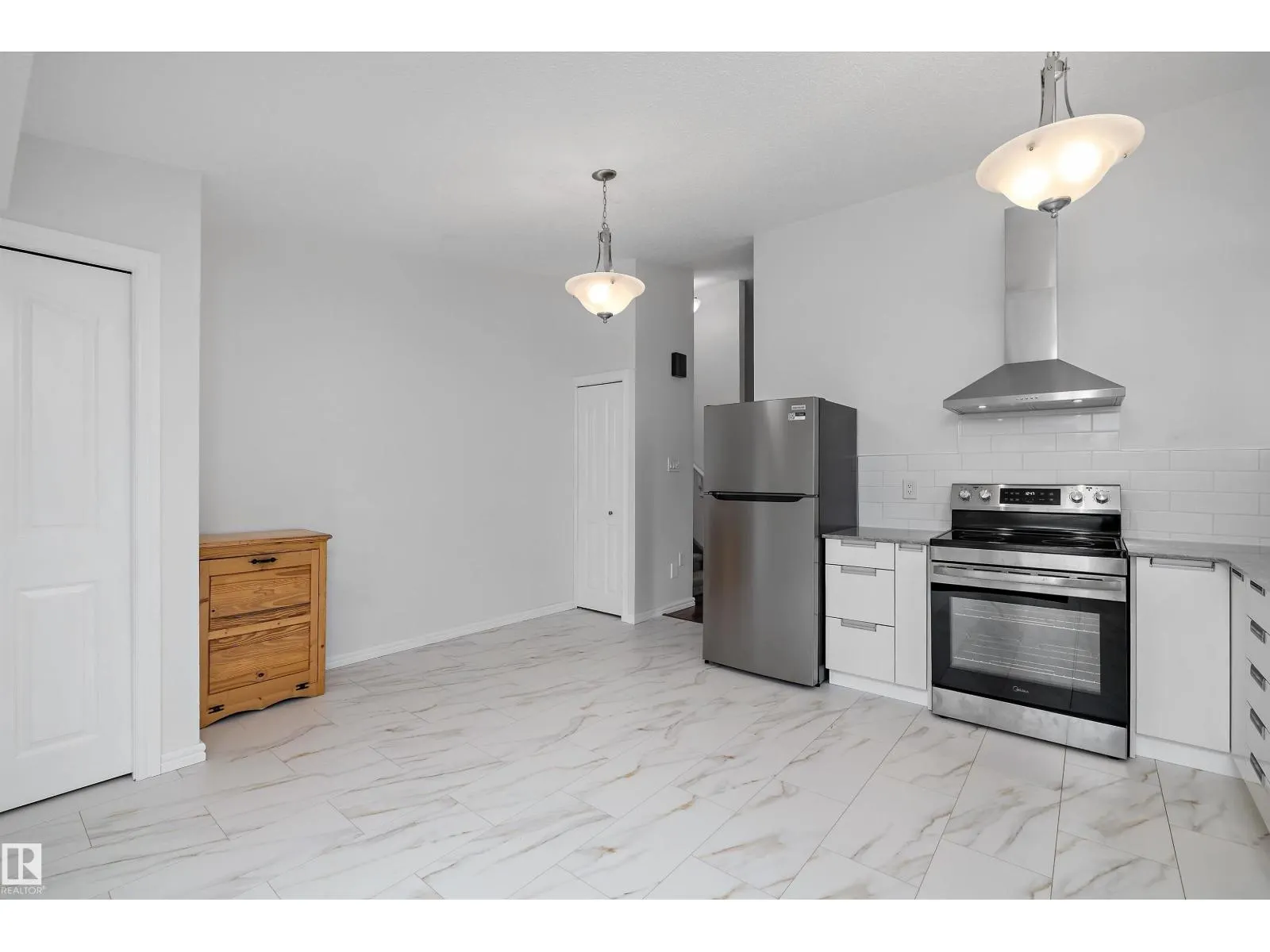 65 WESTPARK WY