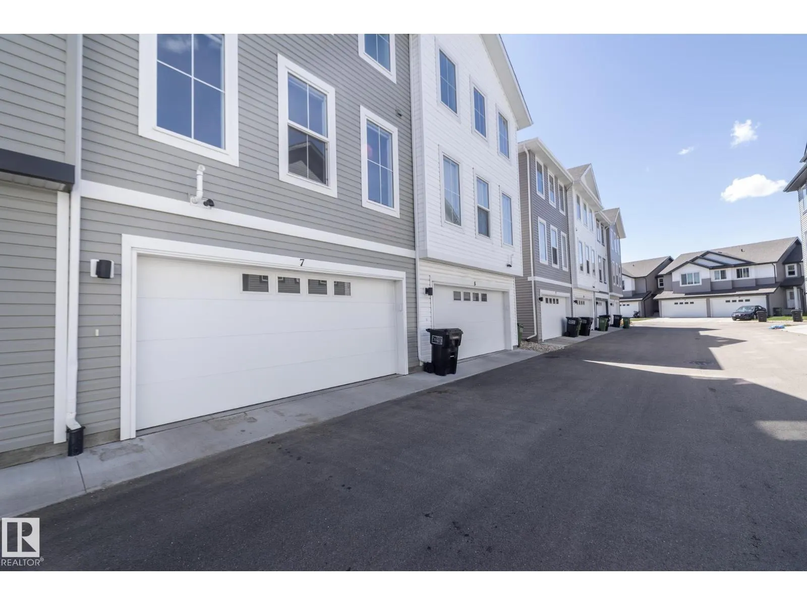 #53 2610 Maple WY NW
