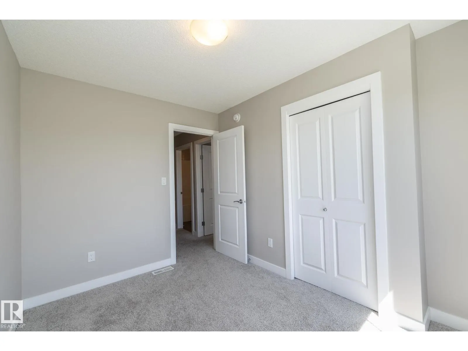 #53 2610 Maple WY NW