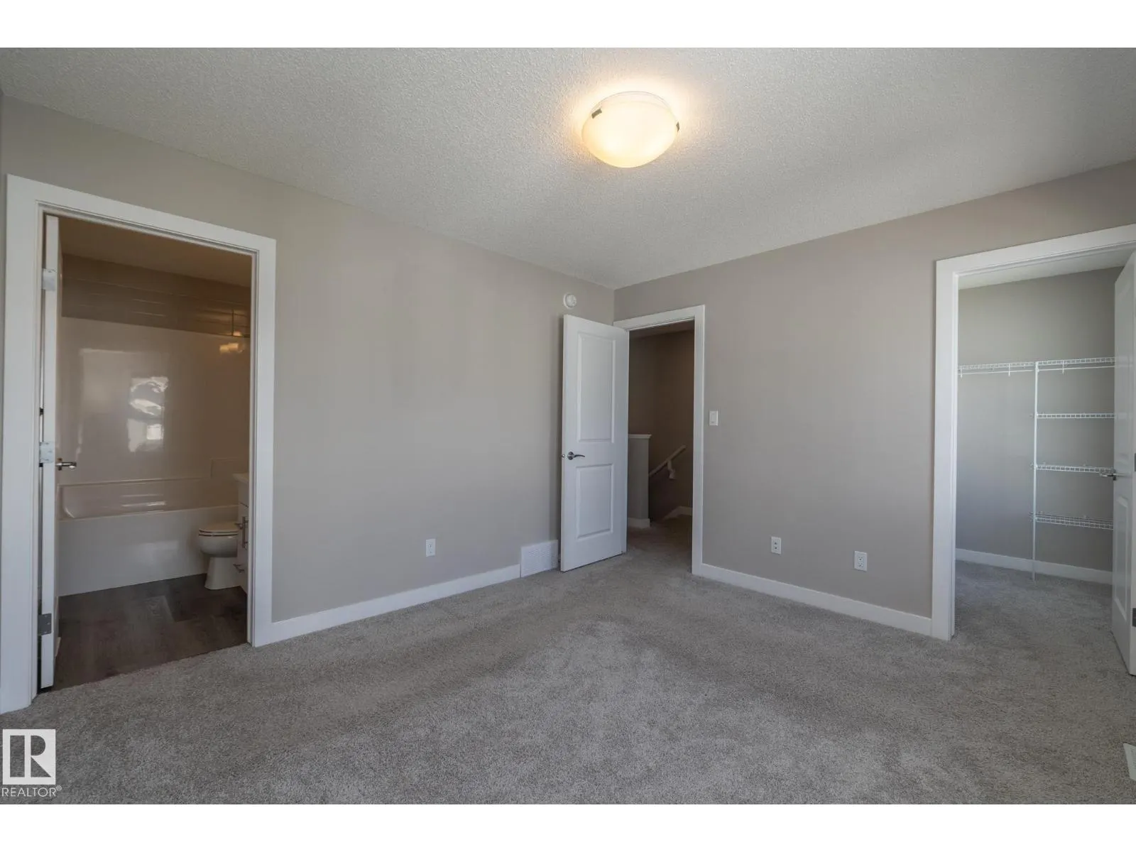 #53 2610 Maple WY NW