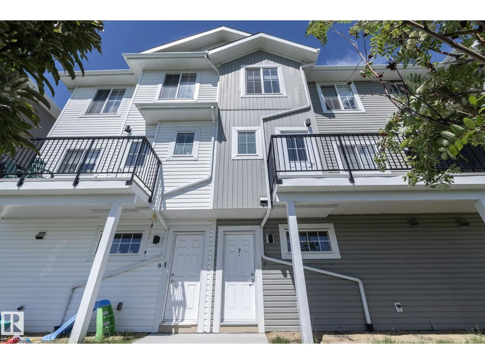 #53 2610 Maple WY NW