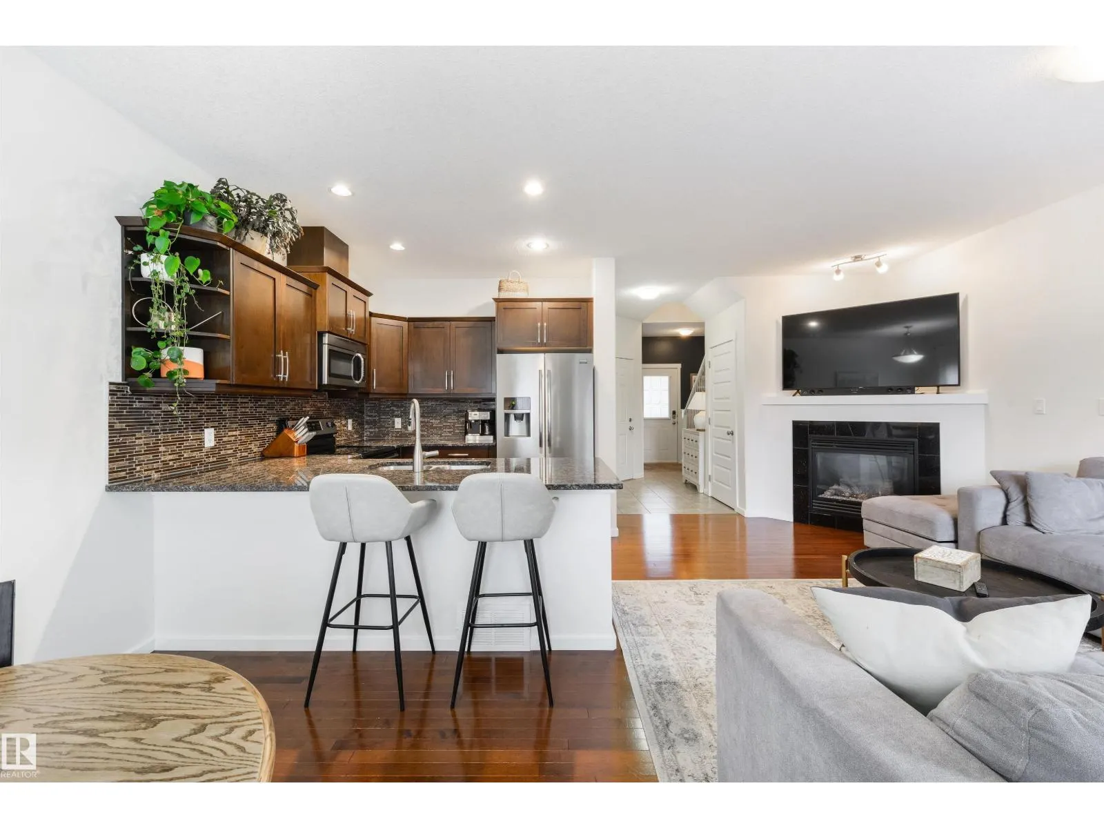 #3 16004 54 ST NW
