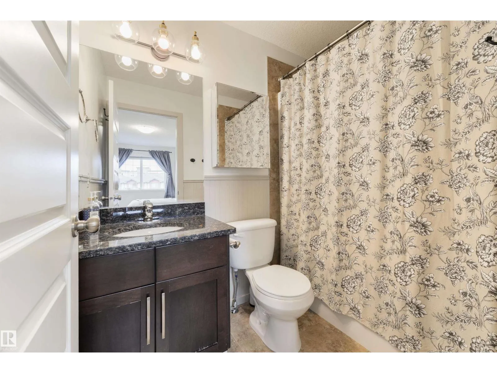 #3 16004 54 ST NW