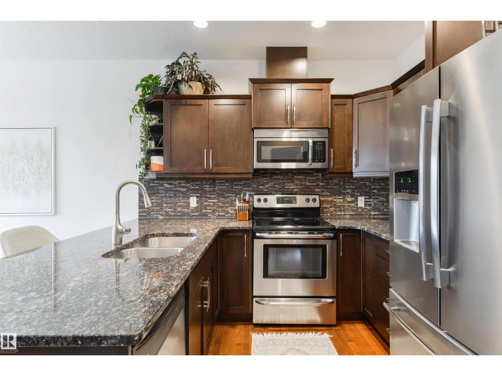 #3 16004 54 ST NW