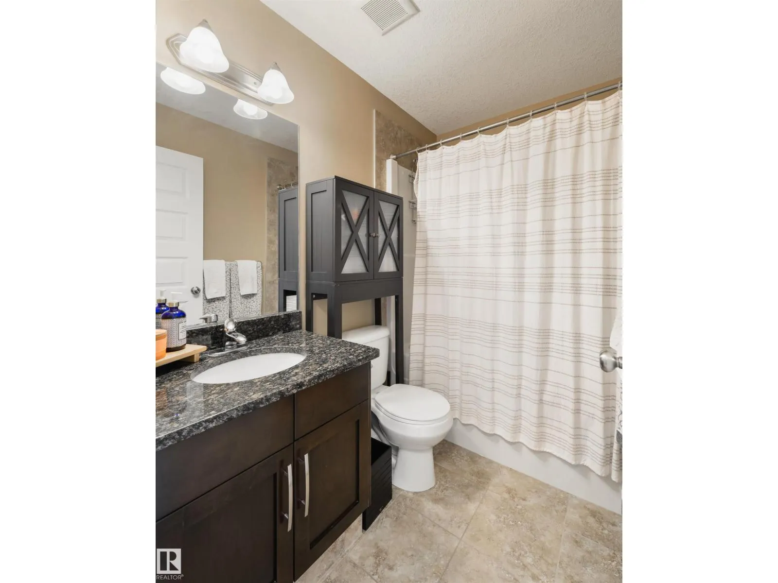 #3 16004 54 ST NW