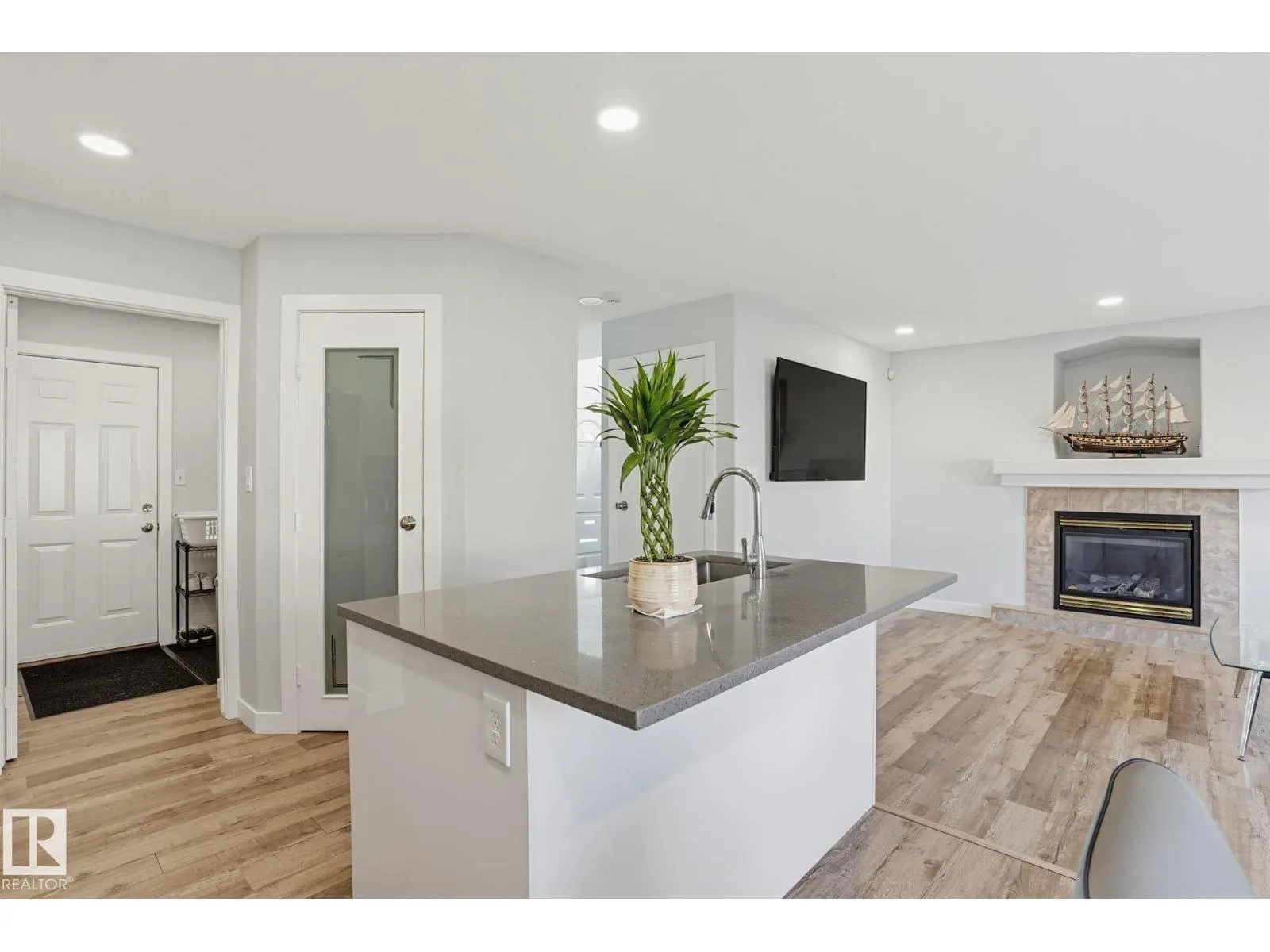 11612 168 AV NW