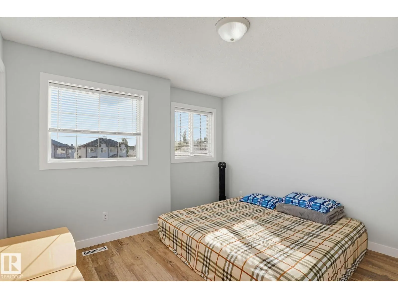 11612 168 AV NW