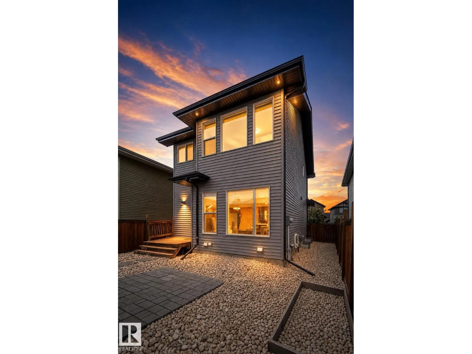 16015 11 AV SW