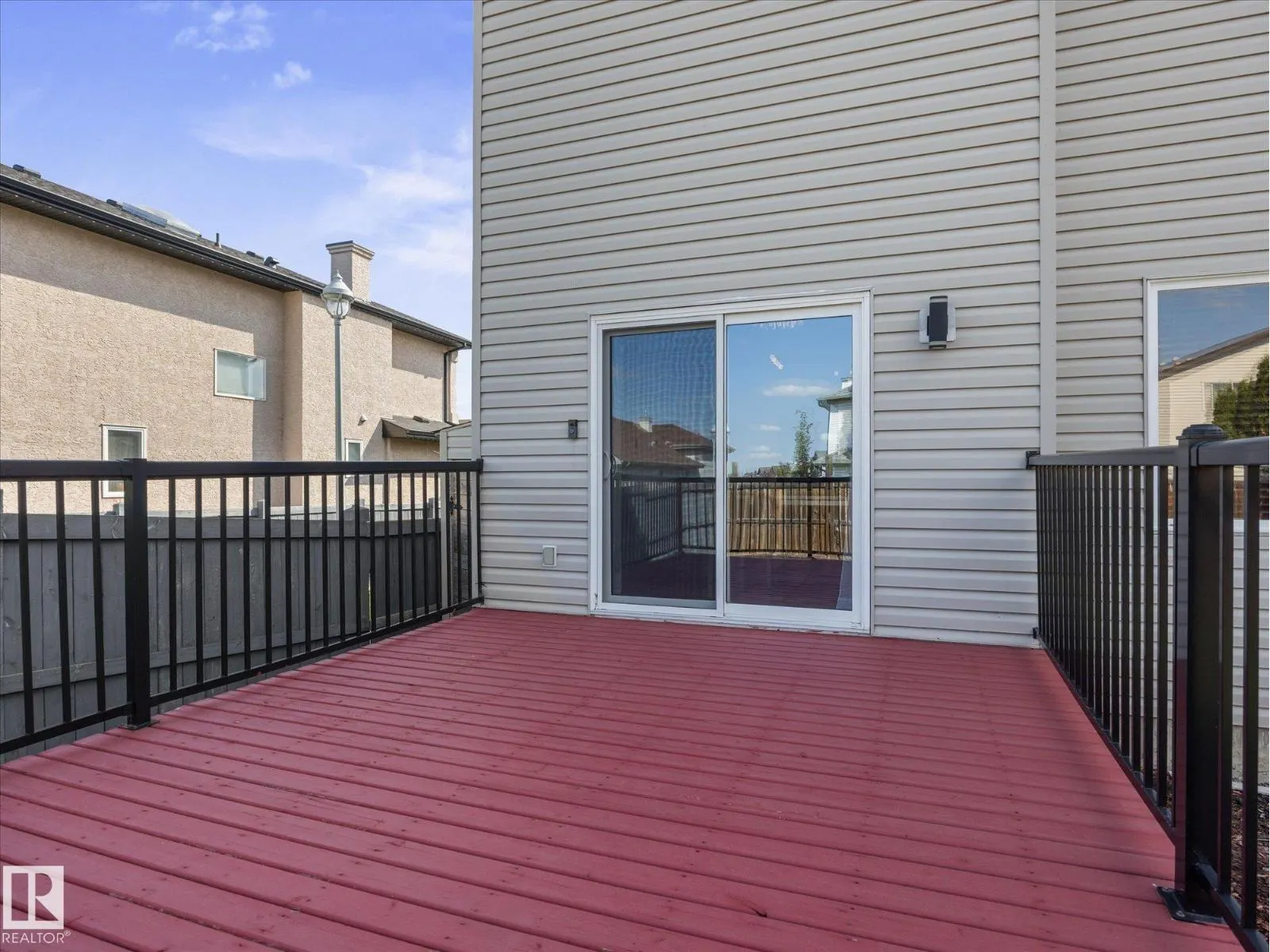 4704 160 AV NW