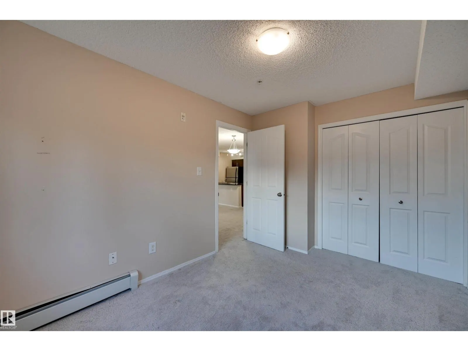 #214 1060 MCCONACHIE BV NW