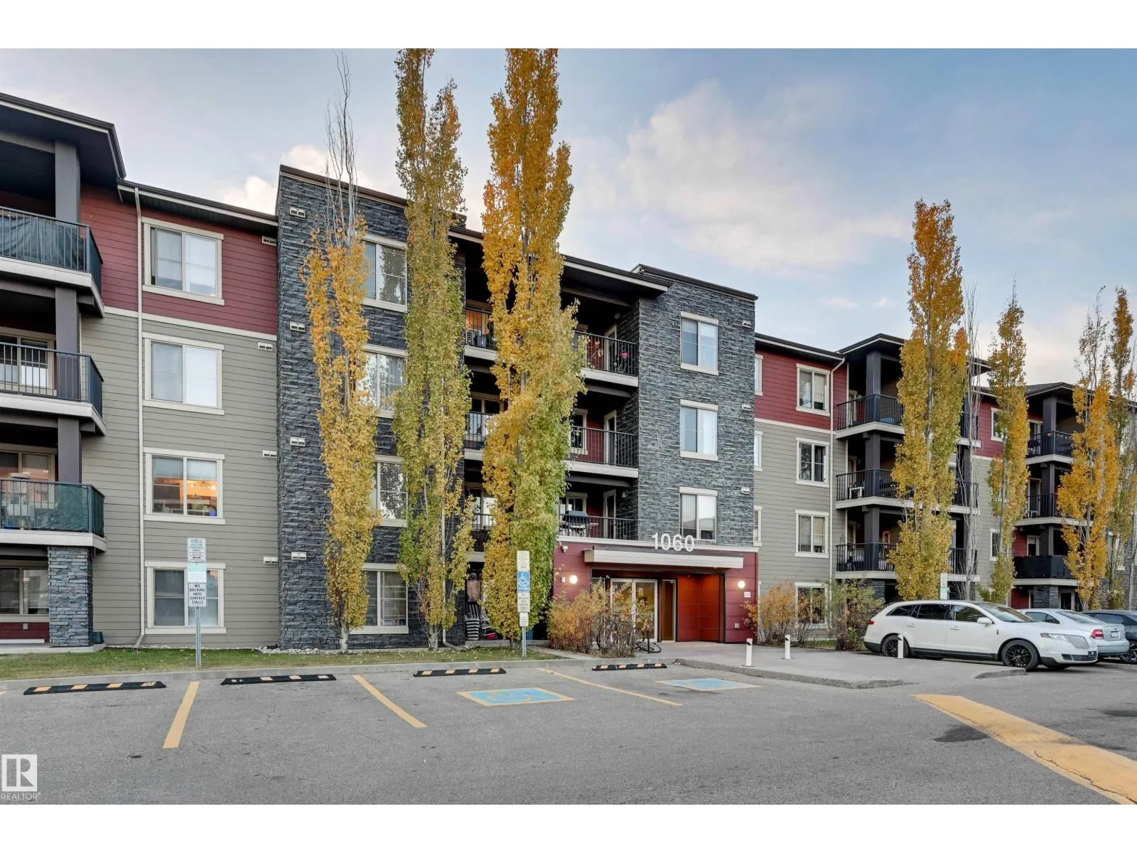 #214 1060 MCCONACHIE BV NW