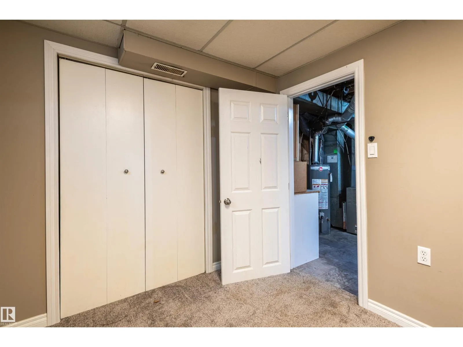 12412 134 ST NW