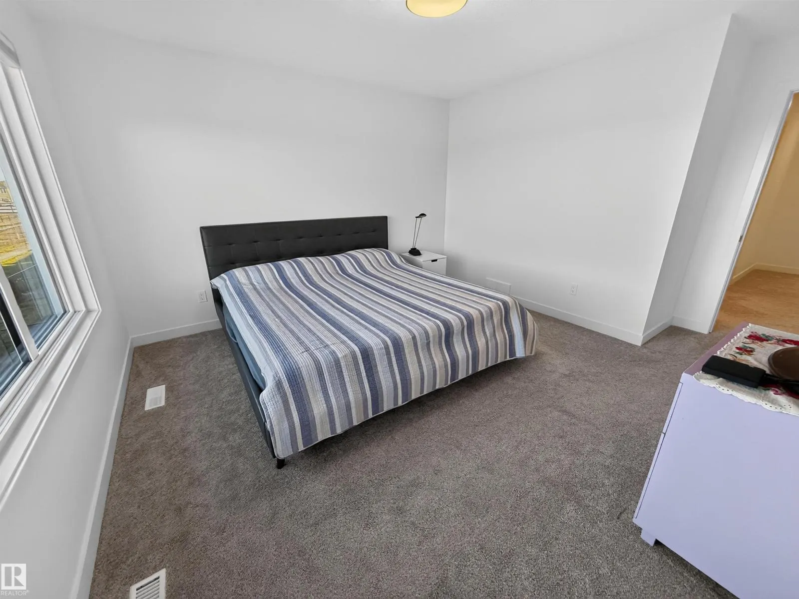 1734 WESTERRA WD
