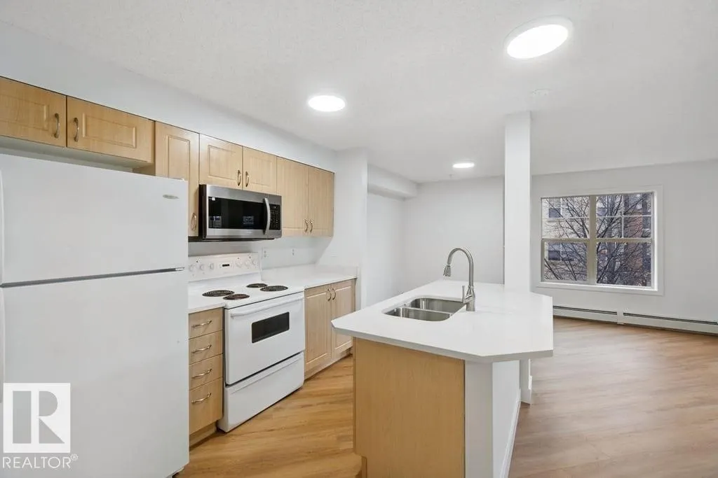 #209 11449 ELLERSLIE RD SW
