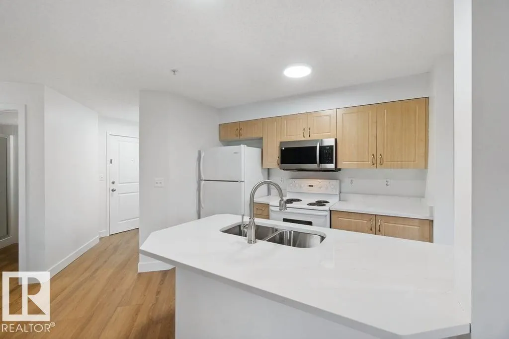 #209 11449 ELLERSLIE RD SW