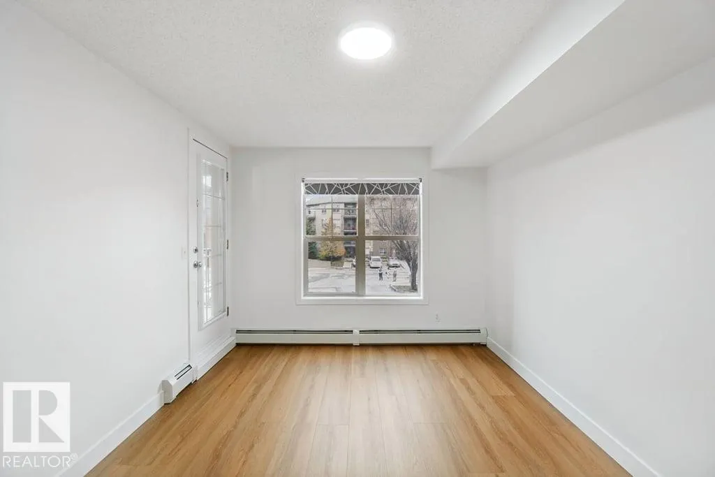 #209 11449 ELLERSLIE RD SW