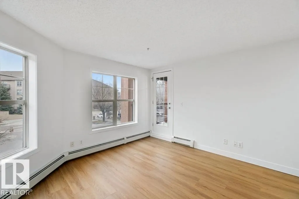 #209 11449 ELLERSLIE RD SW