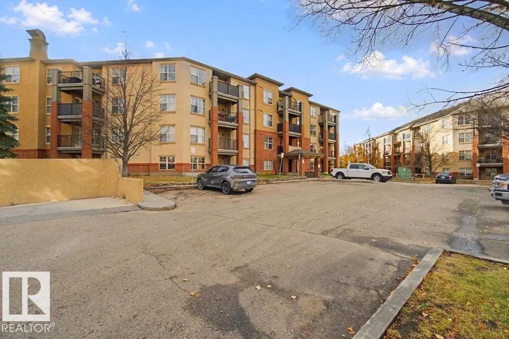 #209 11449 ELLERSLIE RD SW