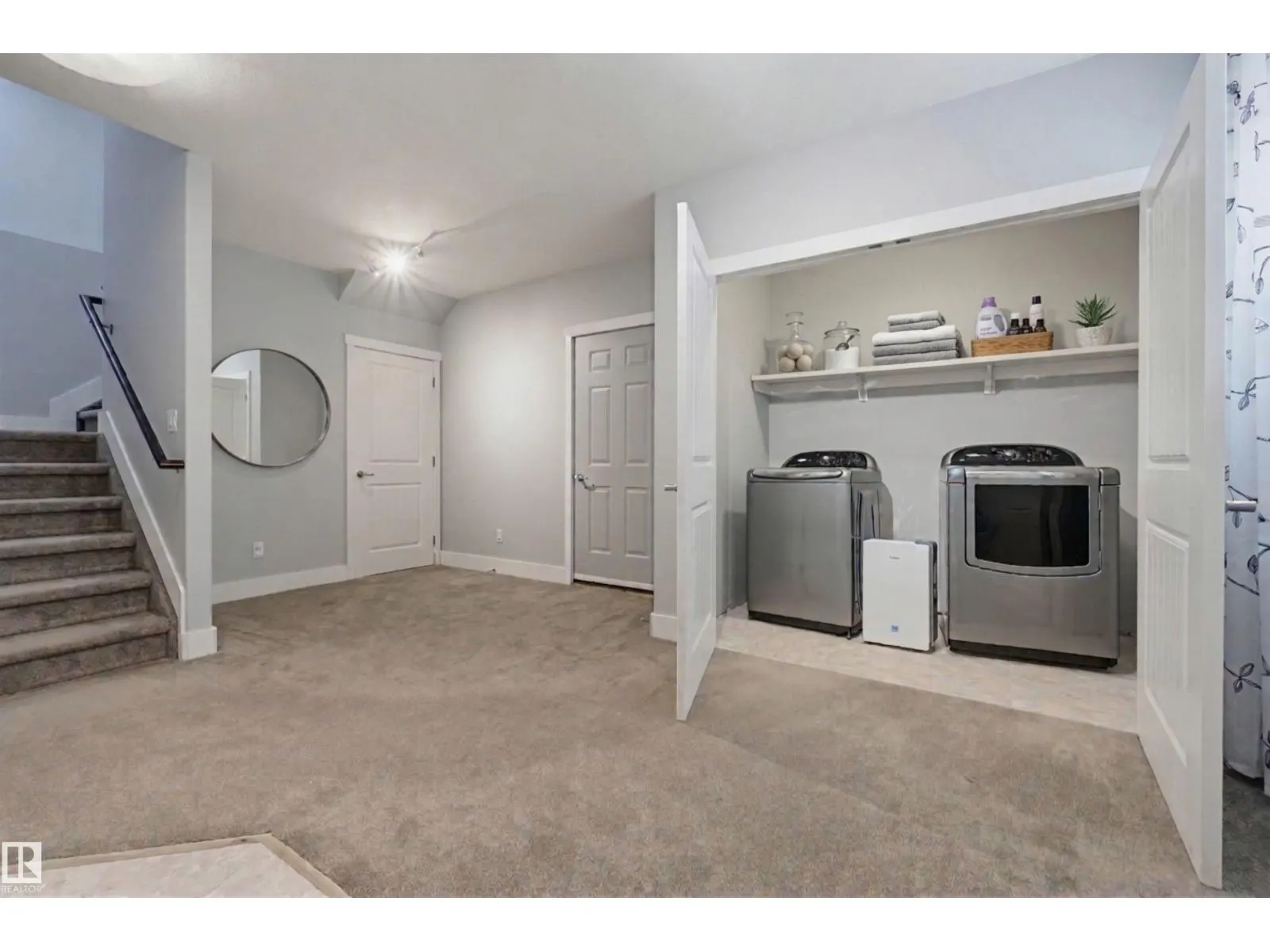 10513 75 AV NW