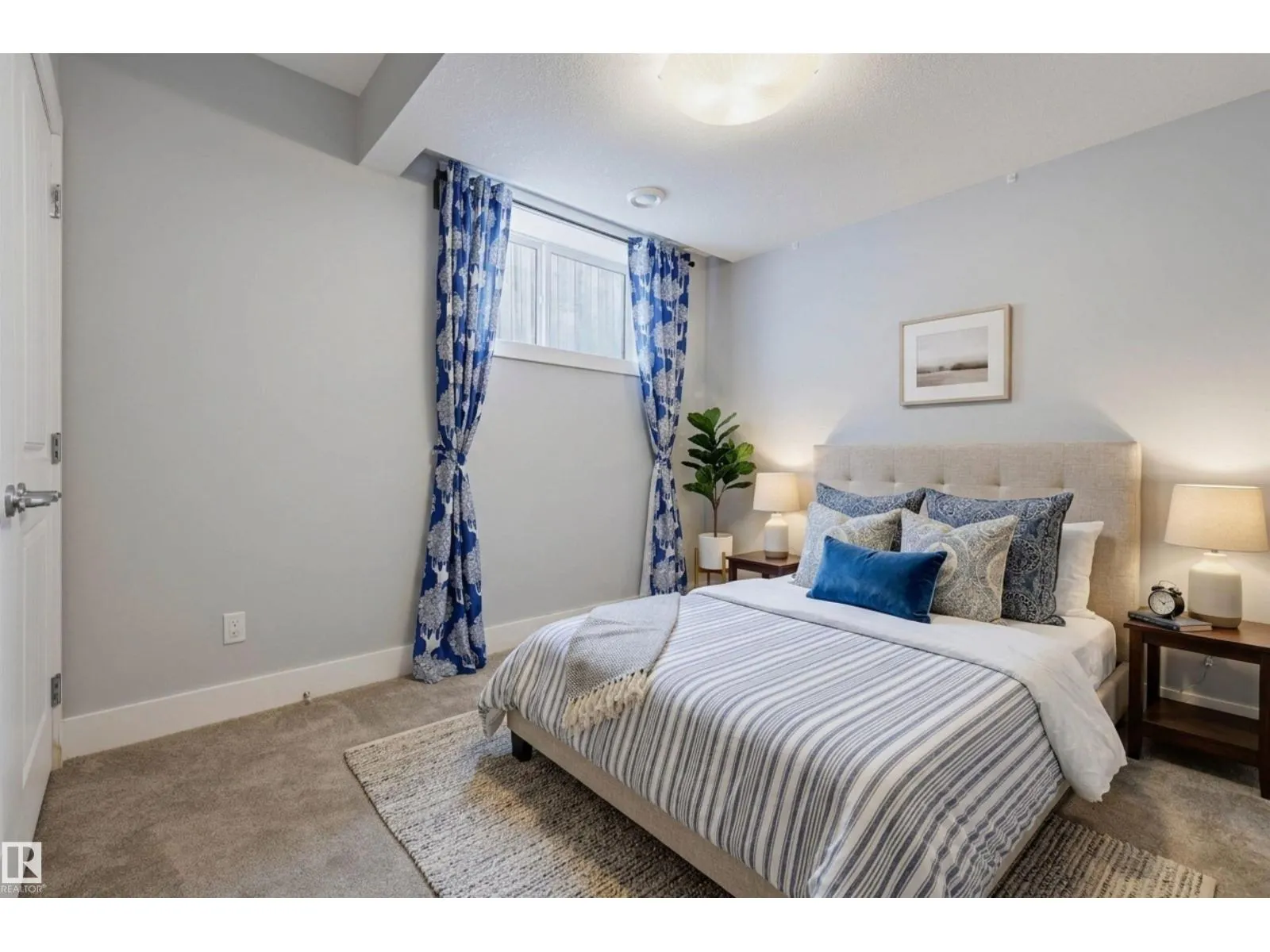 10513 75 AV NW