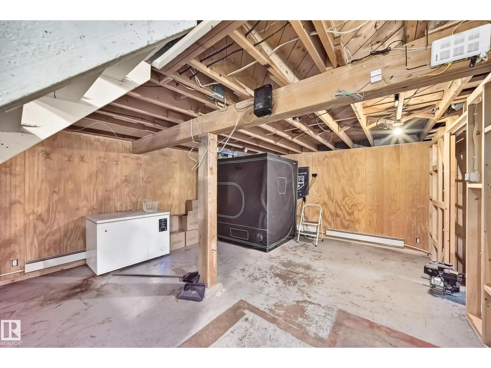 12110 58 ST NW