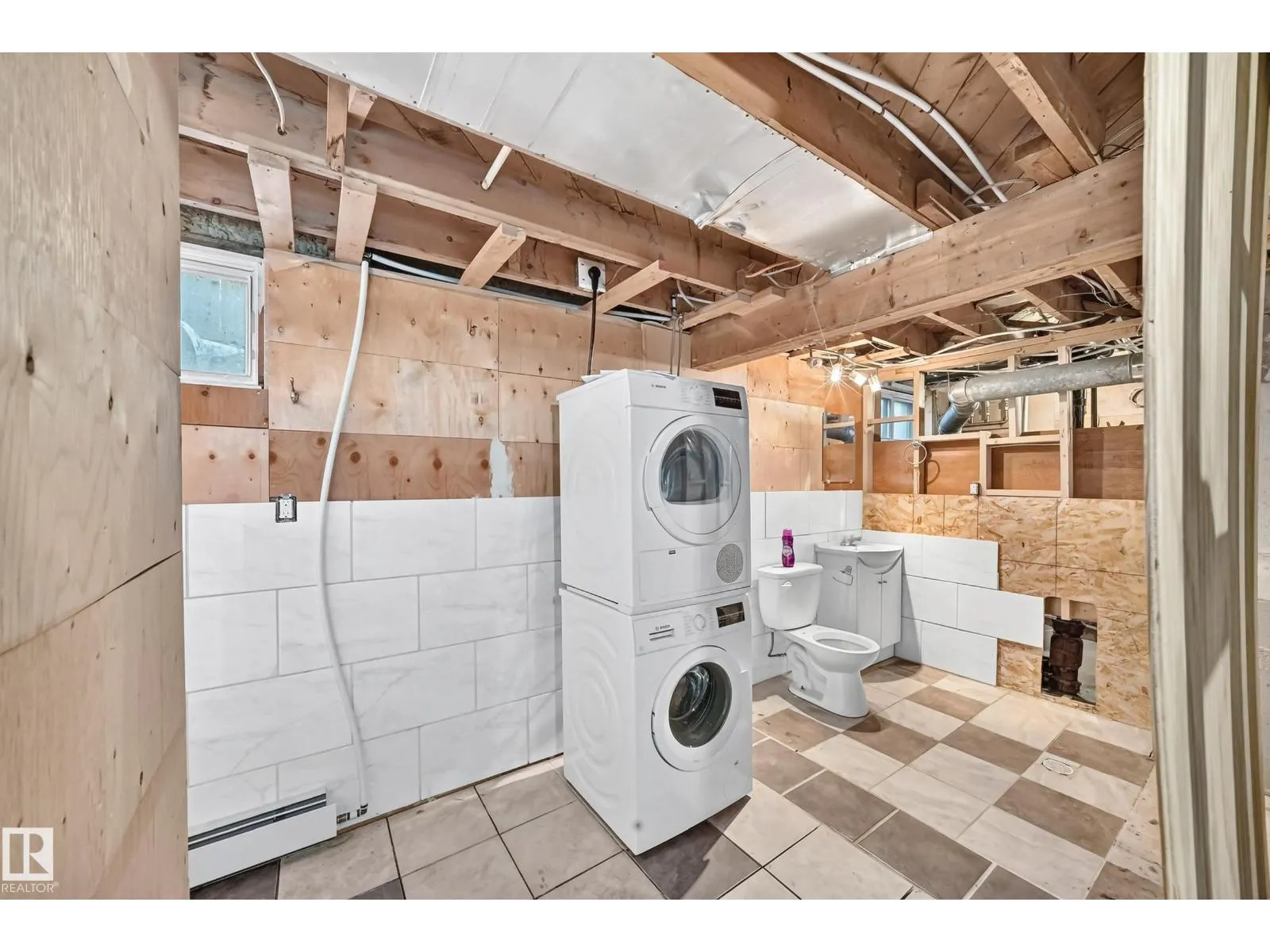 12110 58 ST NW