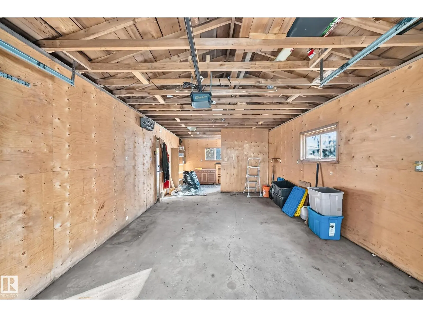 12110 58 ST NW