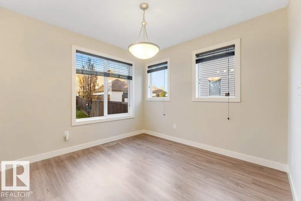 4984 TERWILLEGAR CM NW