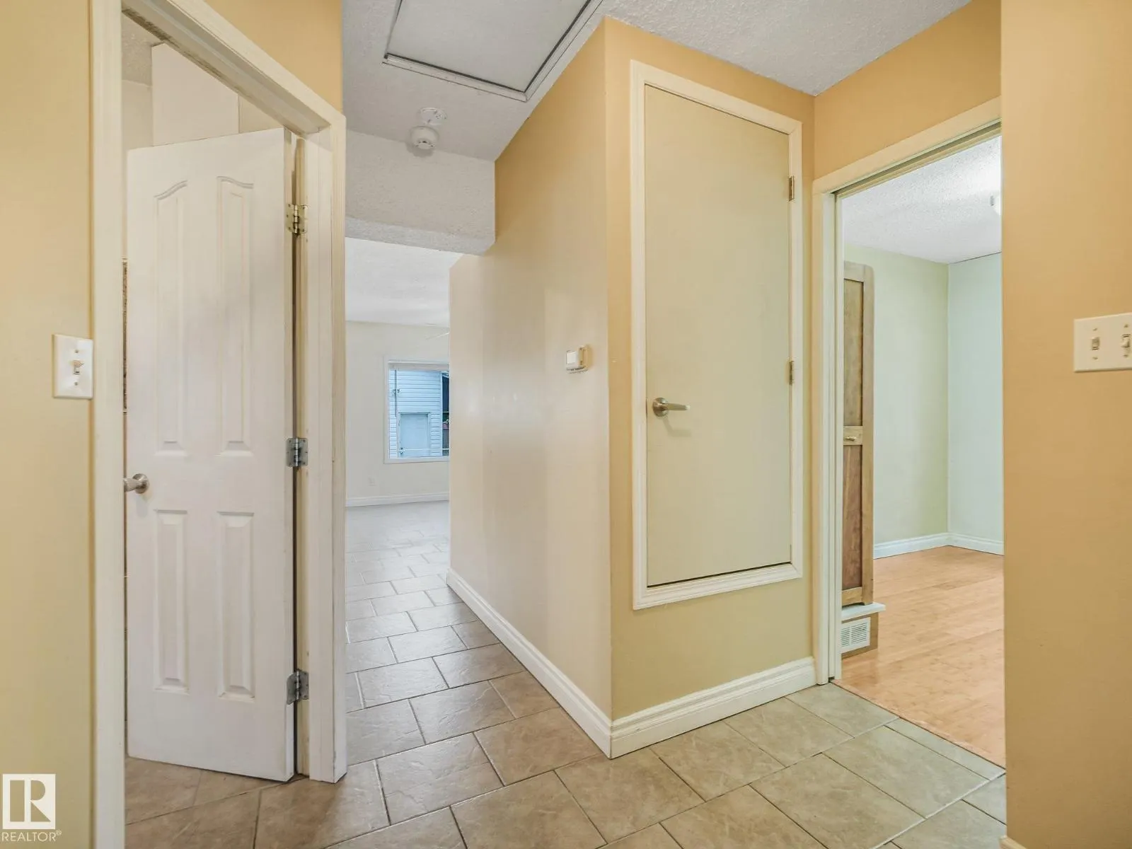 12209 94 ST NW