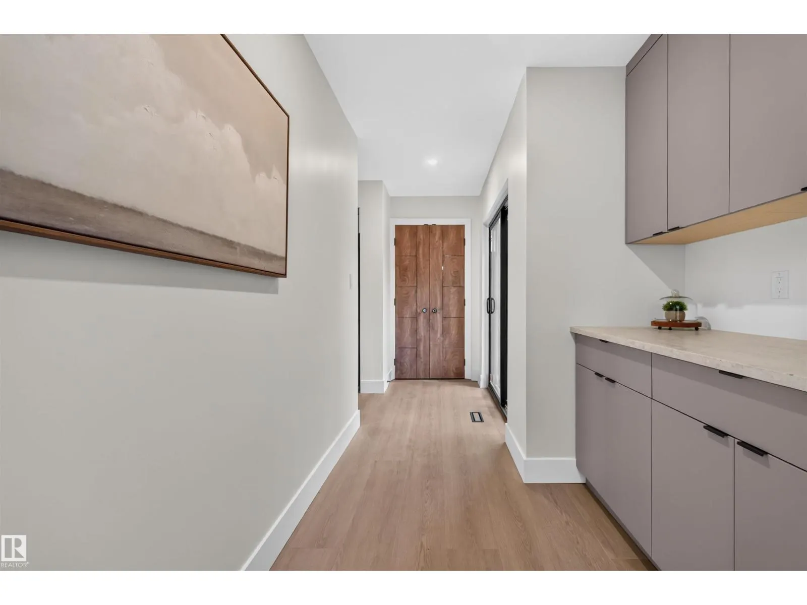 135 WALKER RD NW
