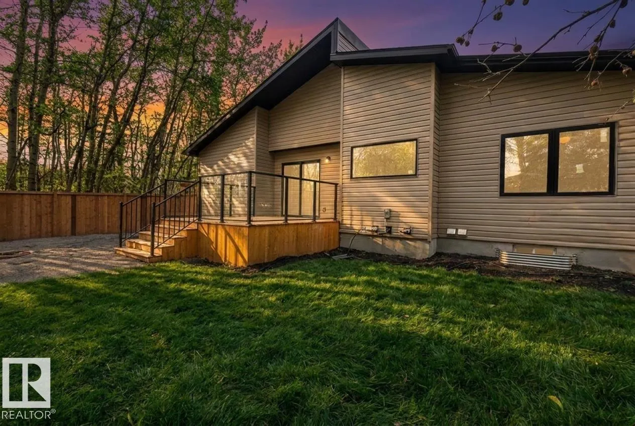 135 WALKER RD NW