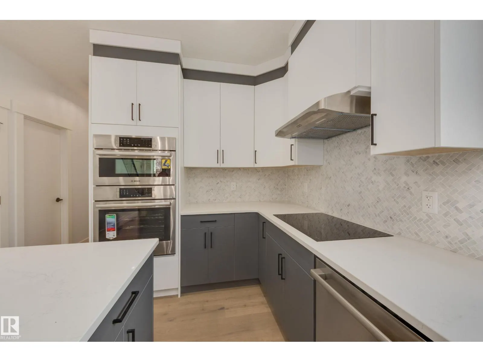 10954 135 ST NW