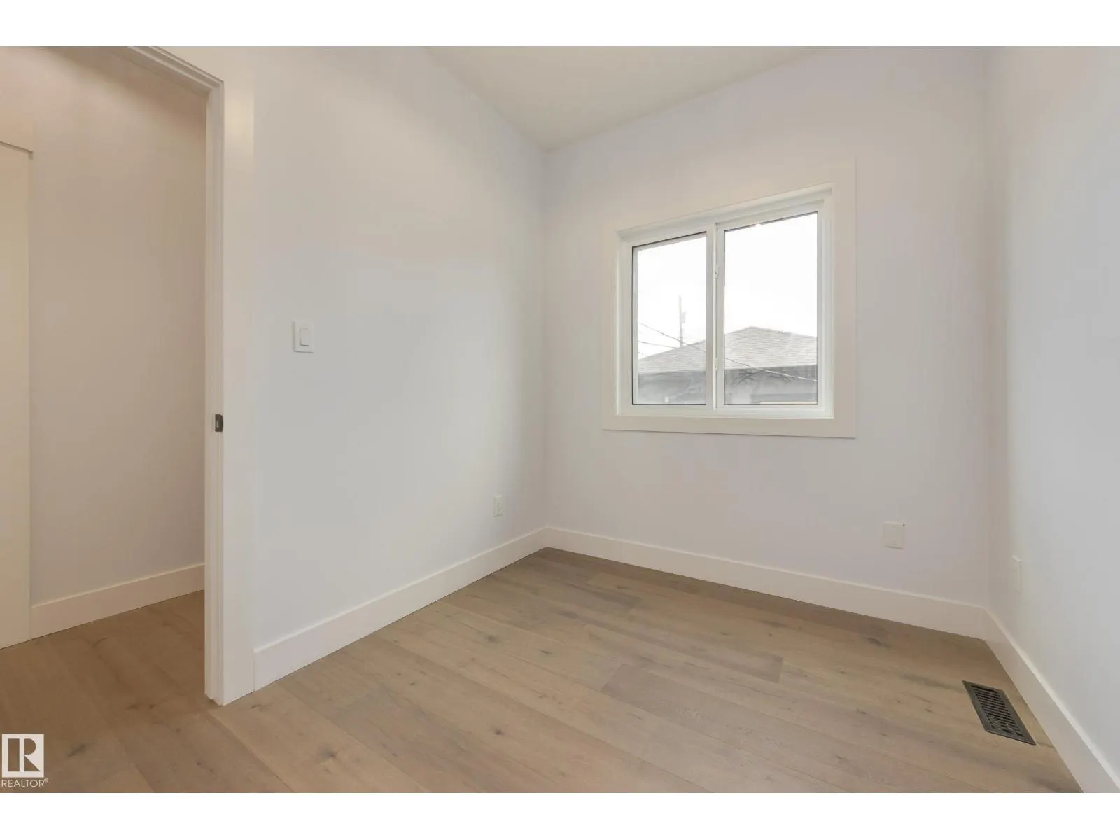 10954 135 ST NW