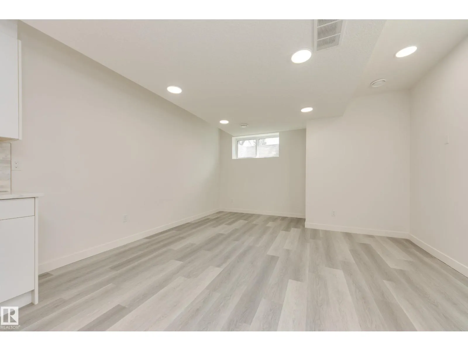 10954 135 ST NW