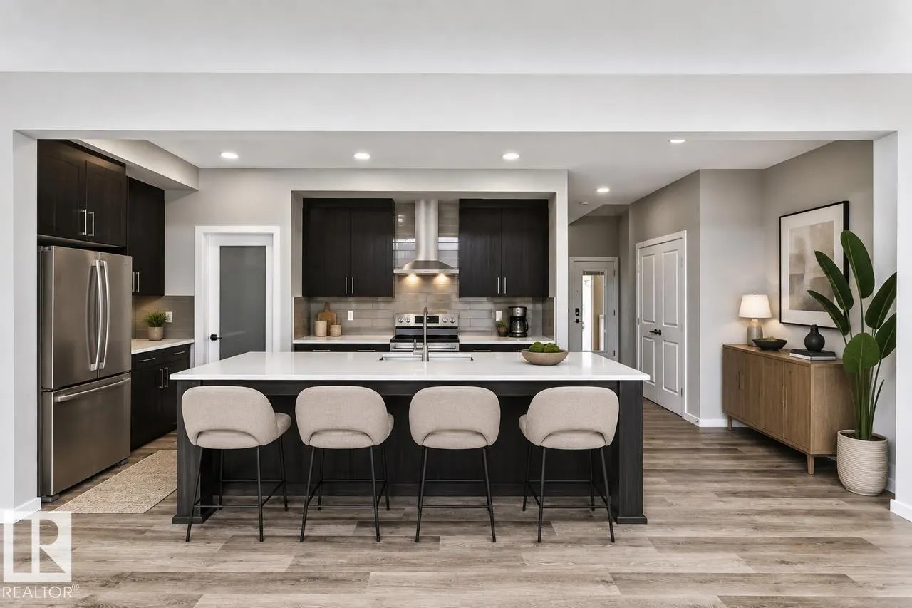 313 Devonshire DR S