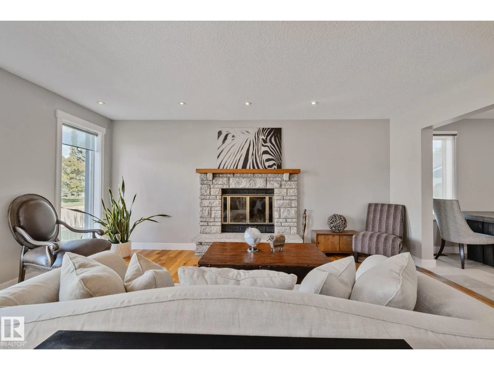 12403 29A AV NW