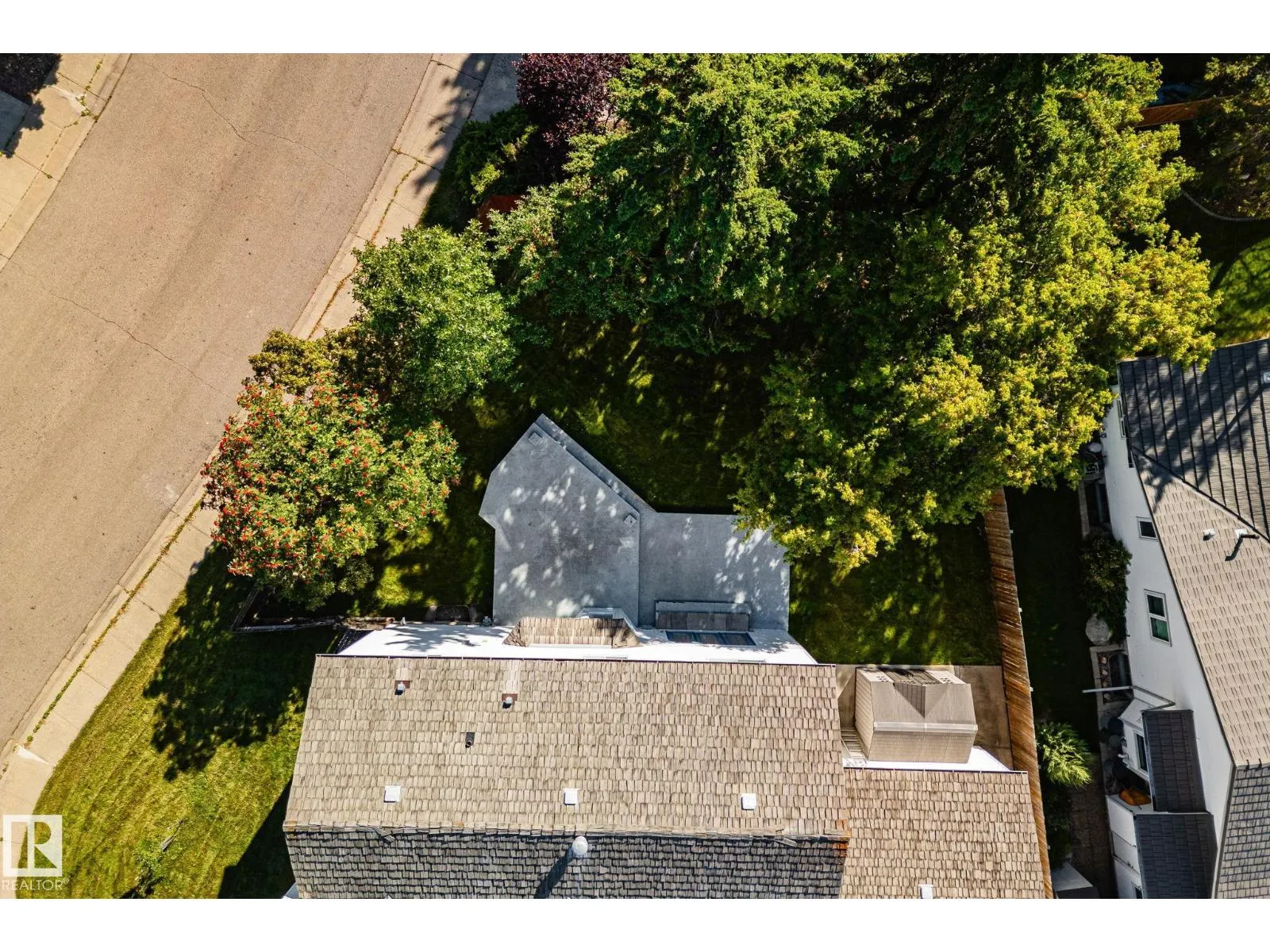 12403 29A AV NW