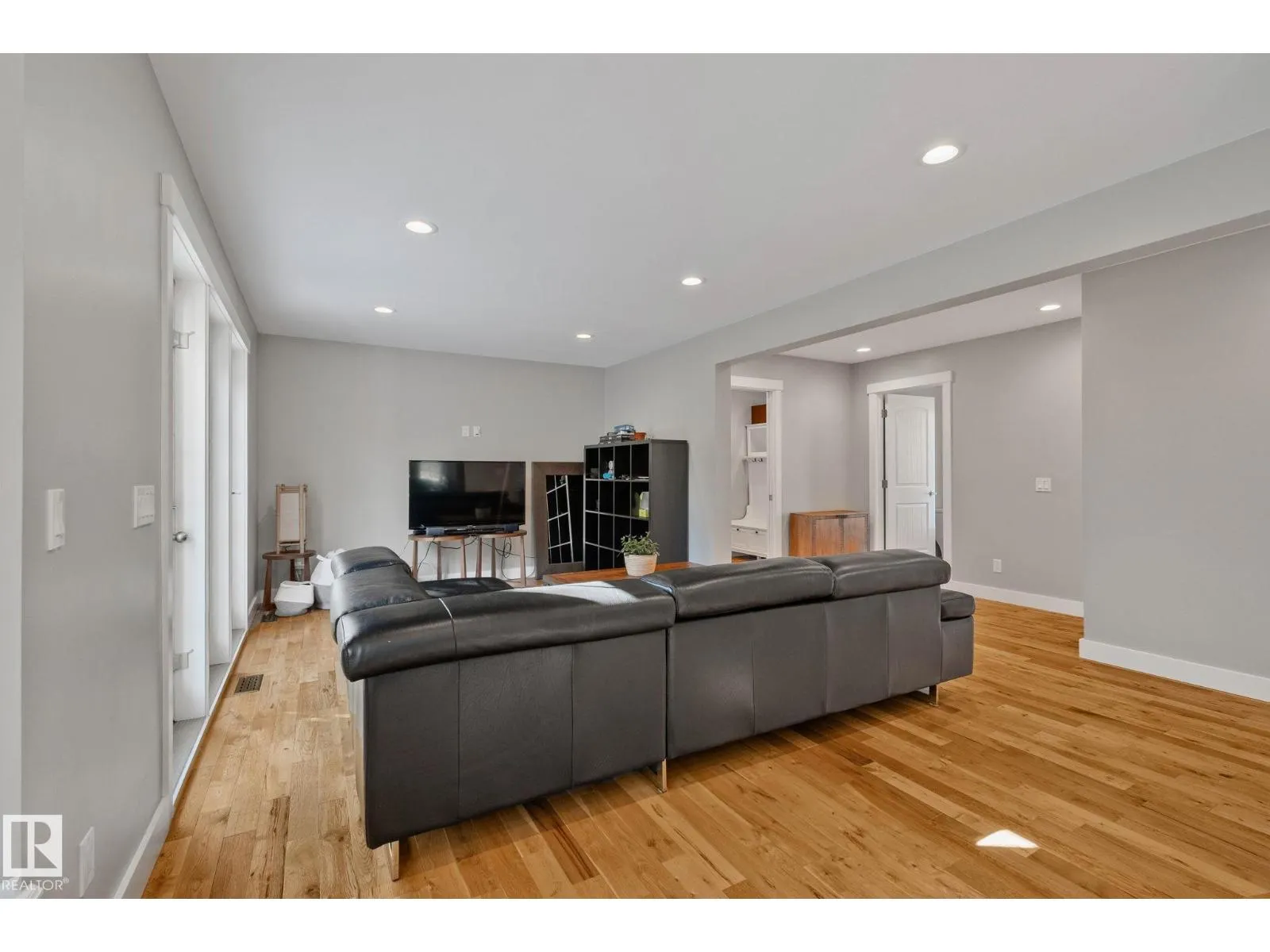12403 29A AV NW