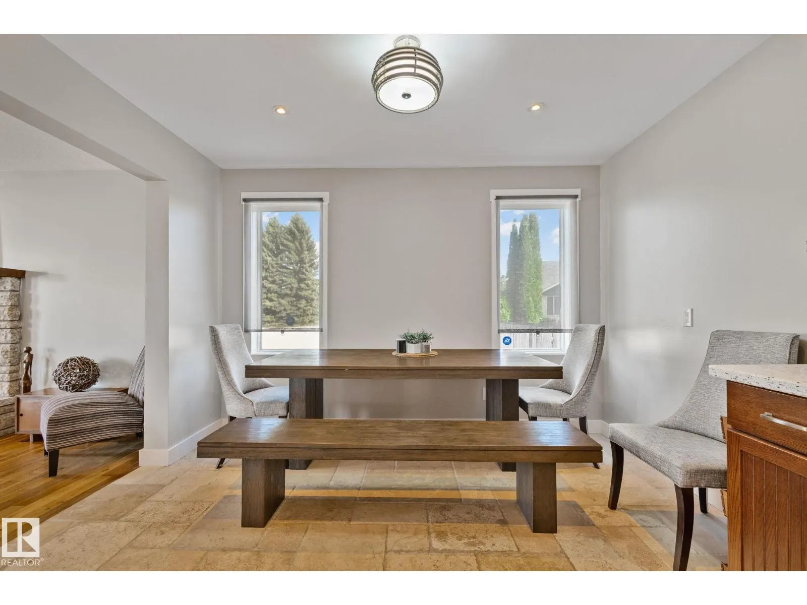 12403 29A AV NW