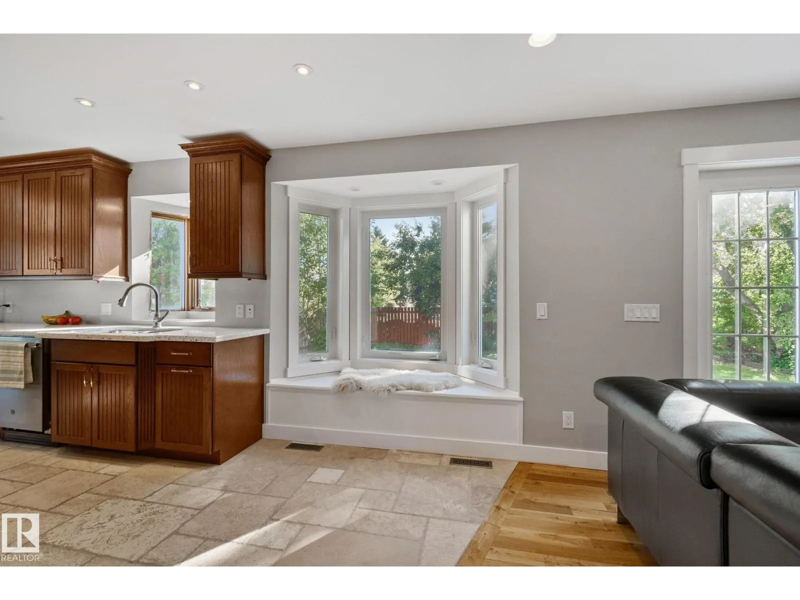 12403 29A AV NW