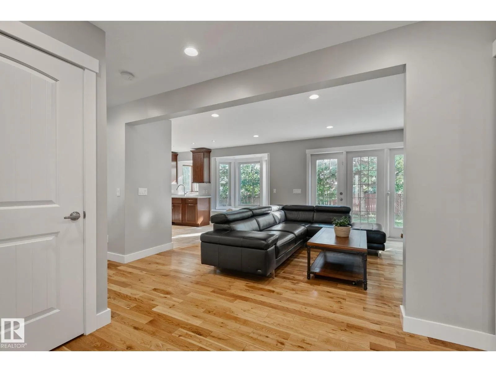 12403 29A AV NW