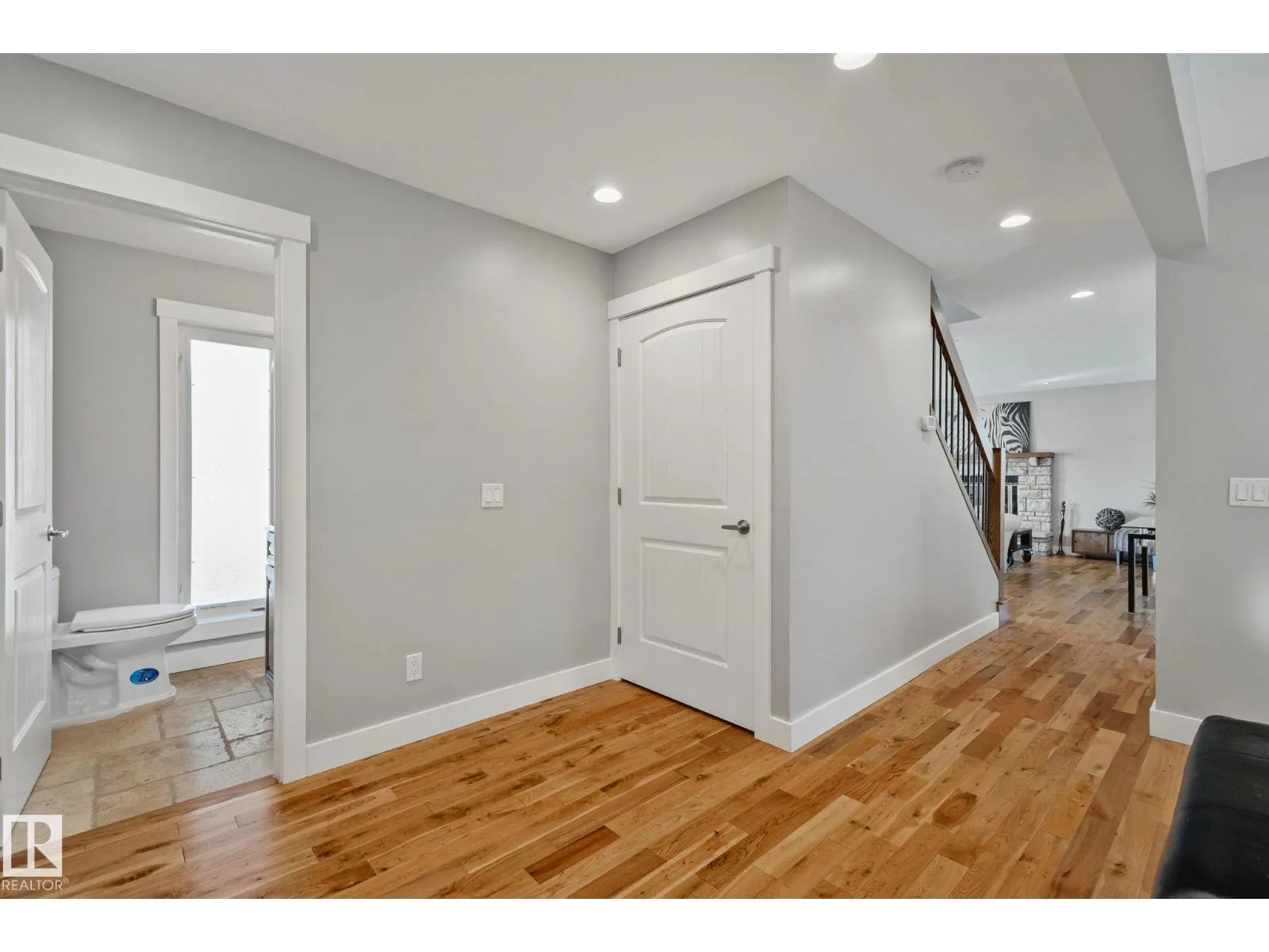 12403 29A AV NW