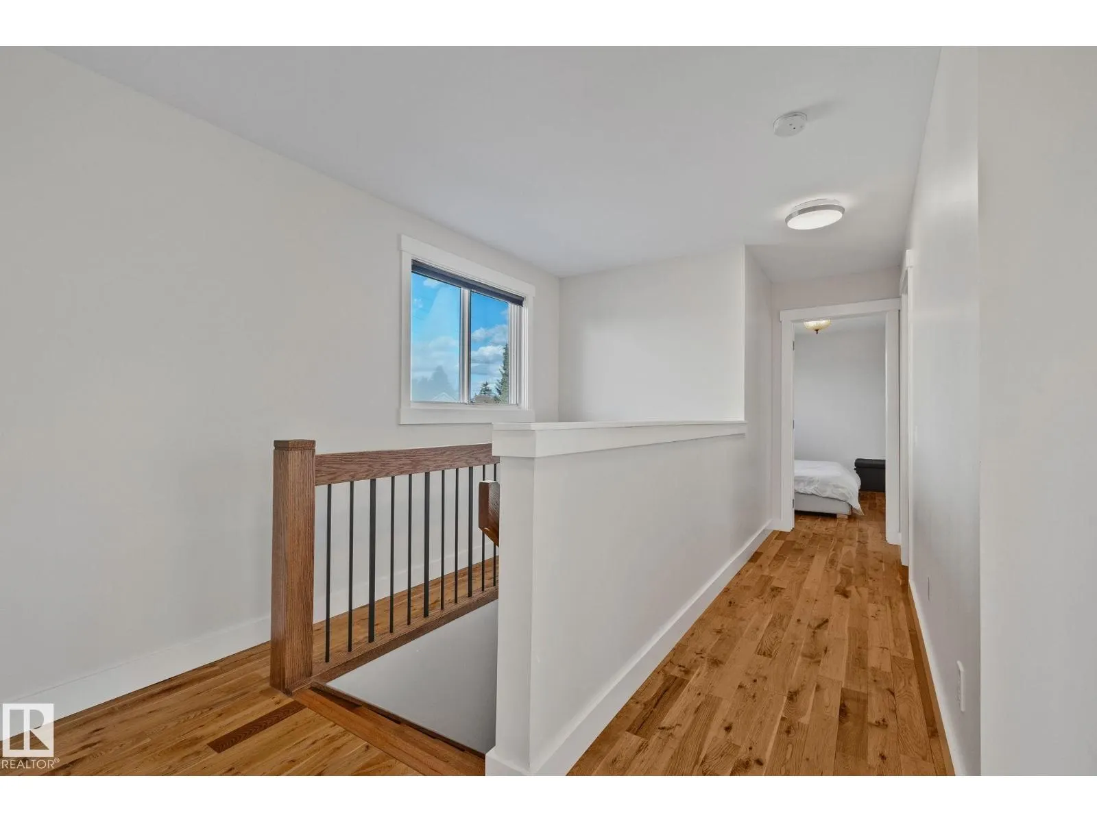 12403 29A AV NW