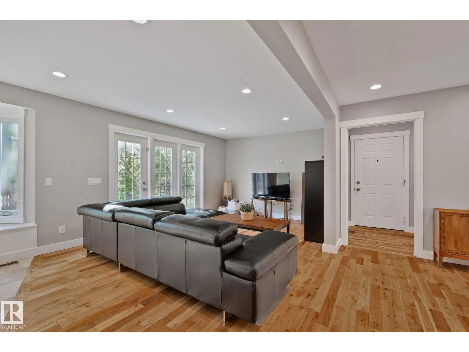 12403 29A AV NW