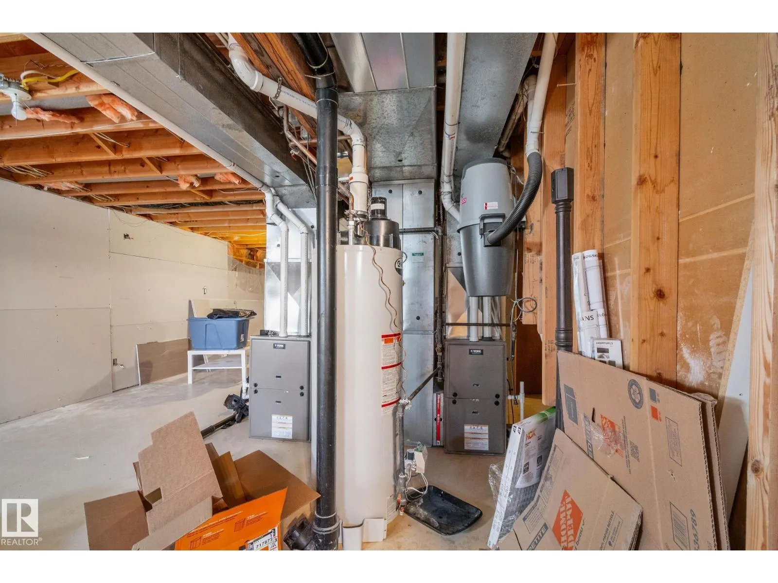 12403 29A AV NW