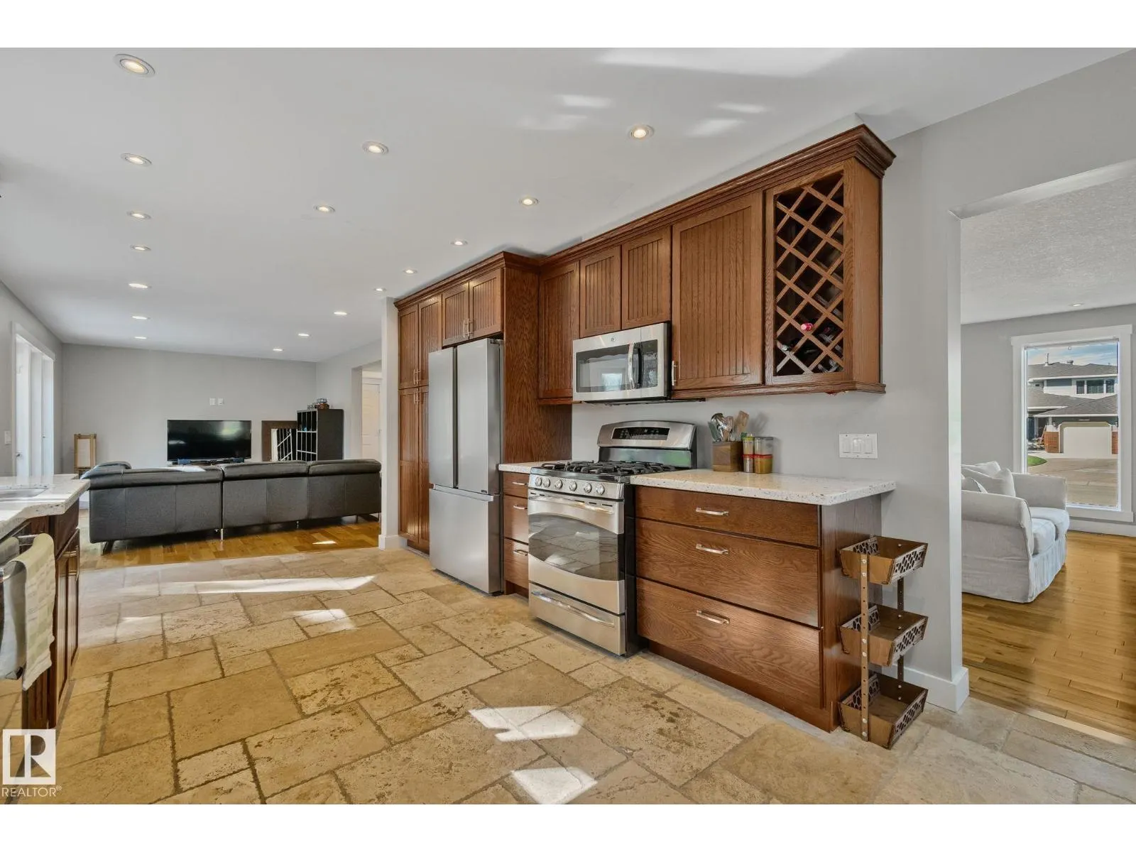 12403 29A AV NW